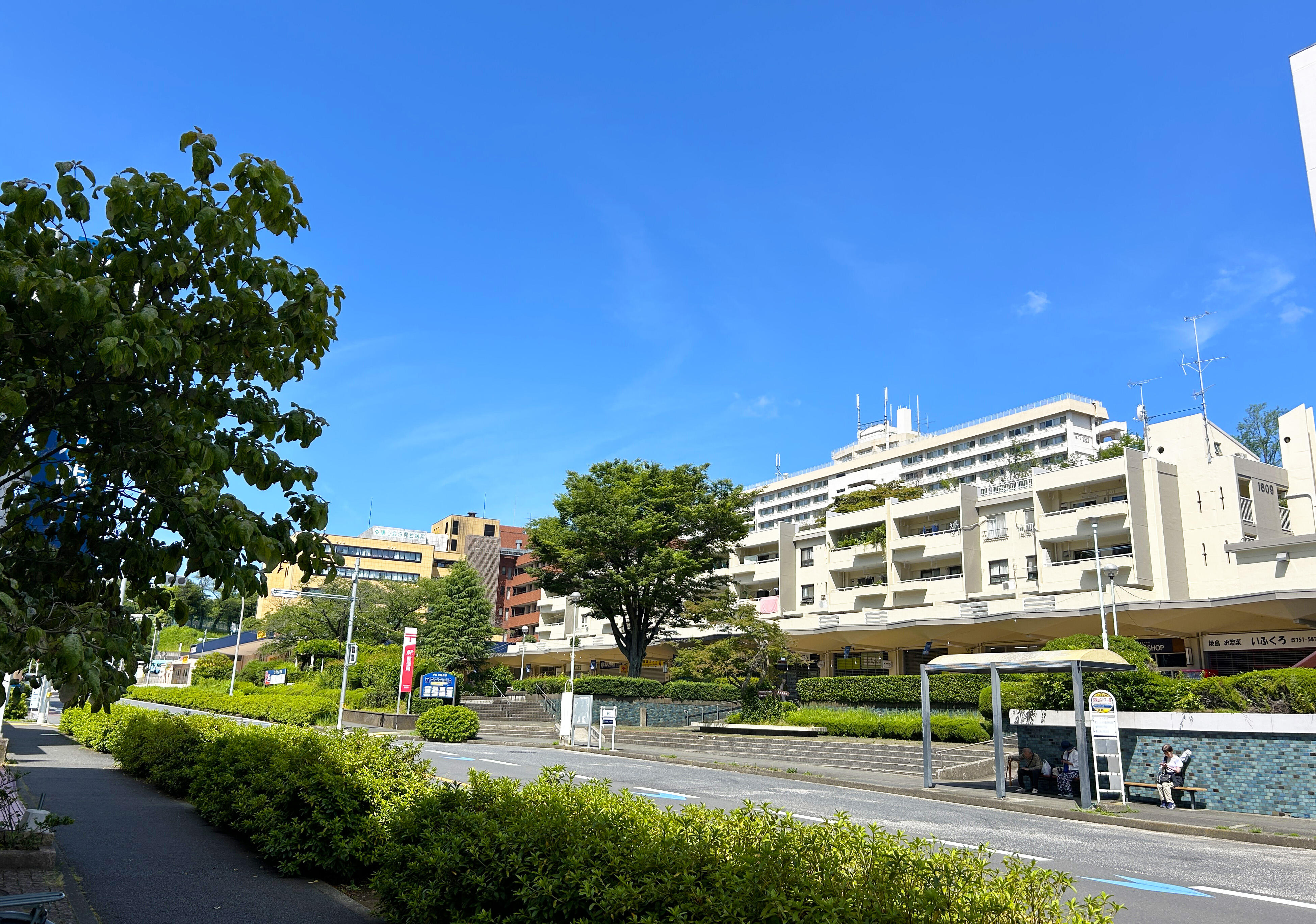 団地の真ん中、日常のよりどころ。汐見台中央商店街の画像