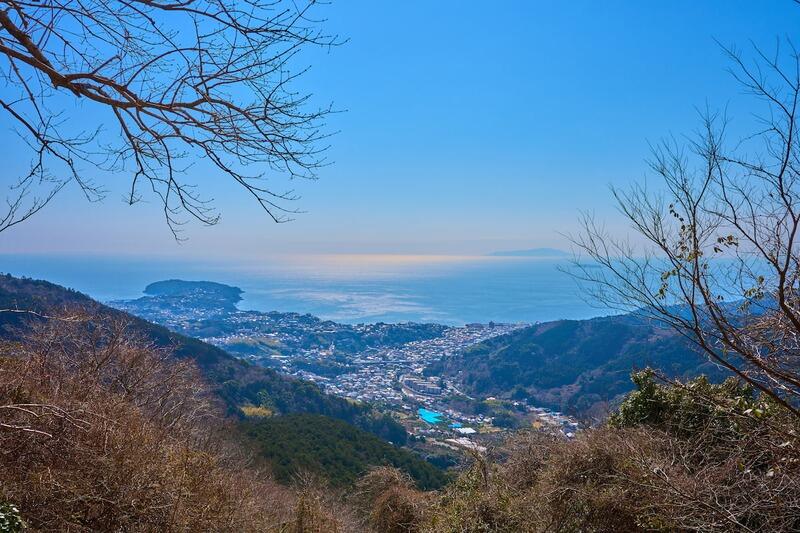 coastal_town_mountain_overlook_view.jpg