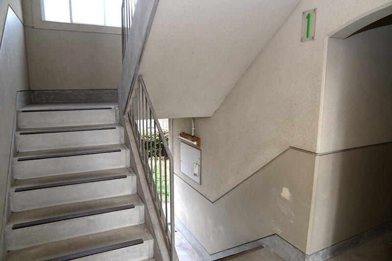 stairs_240405.jpg